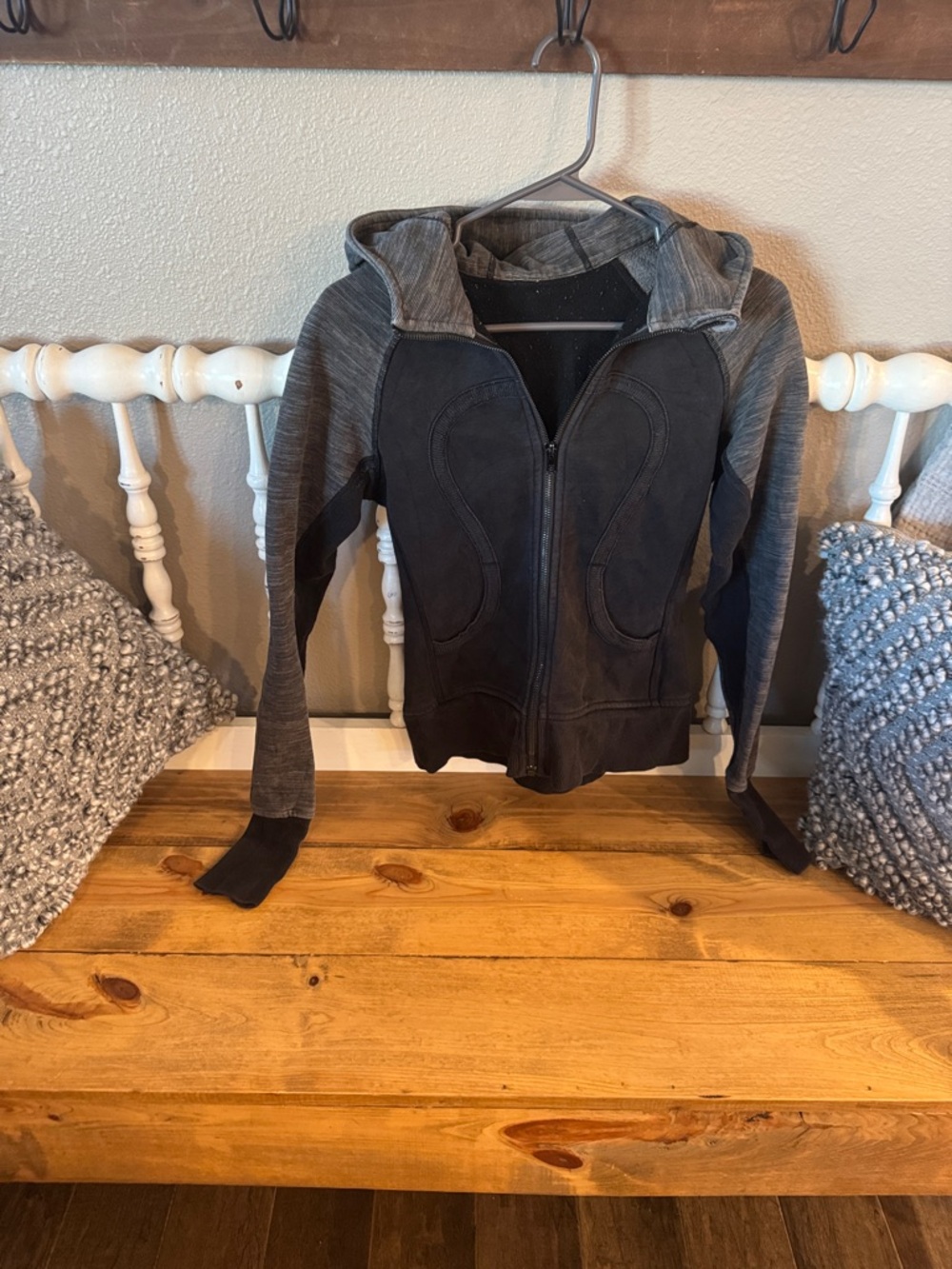 Lululemon Women's Gray Hooded Zip Jacket - Casual Active Layer